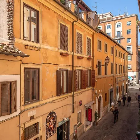 Luce Trastevere Retreat By Romeloft