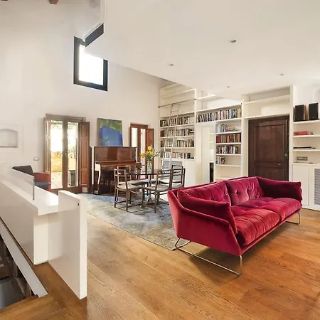Luce Trastevere Retreat By Romeloft *