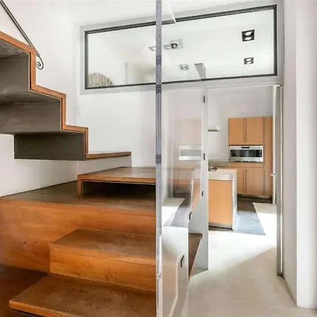 Luce Trastevere Retreat By Romeloft Daire